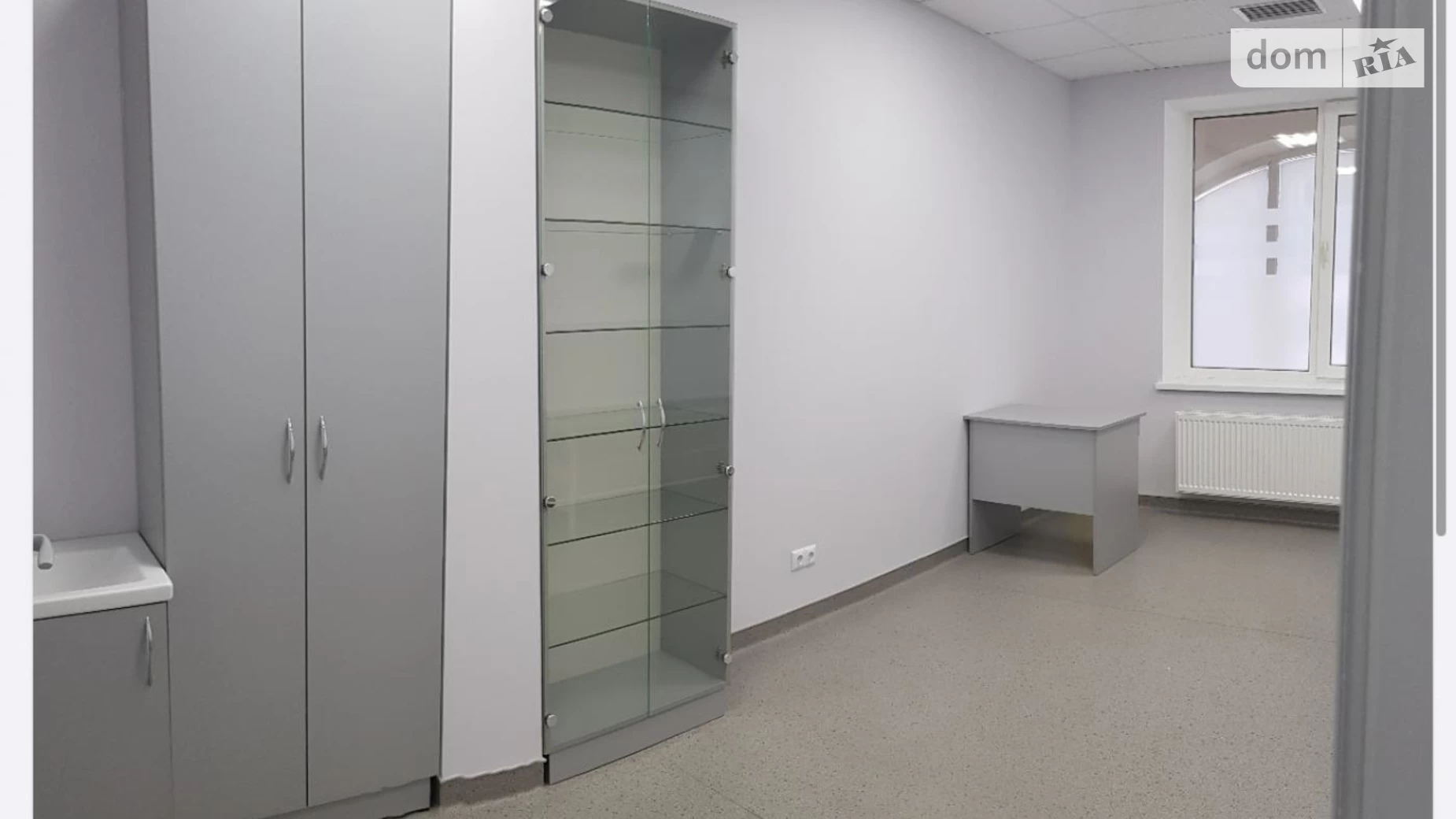 Продается офис 108.5 кв. м в бизнес-центре, цена: 250000 $ - фото 2