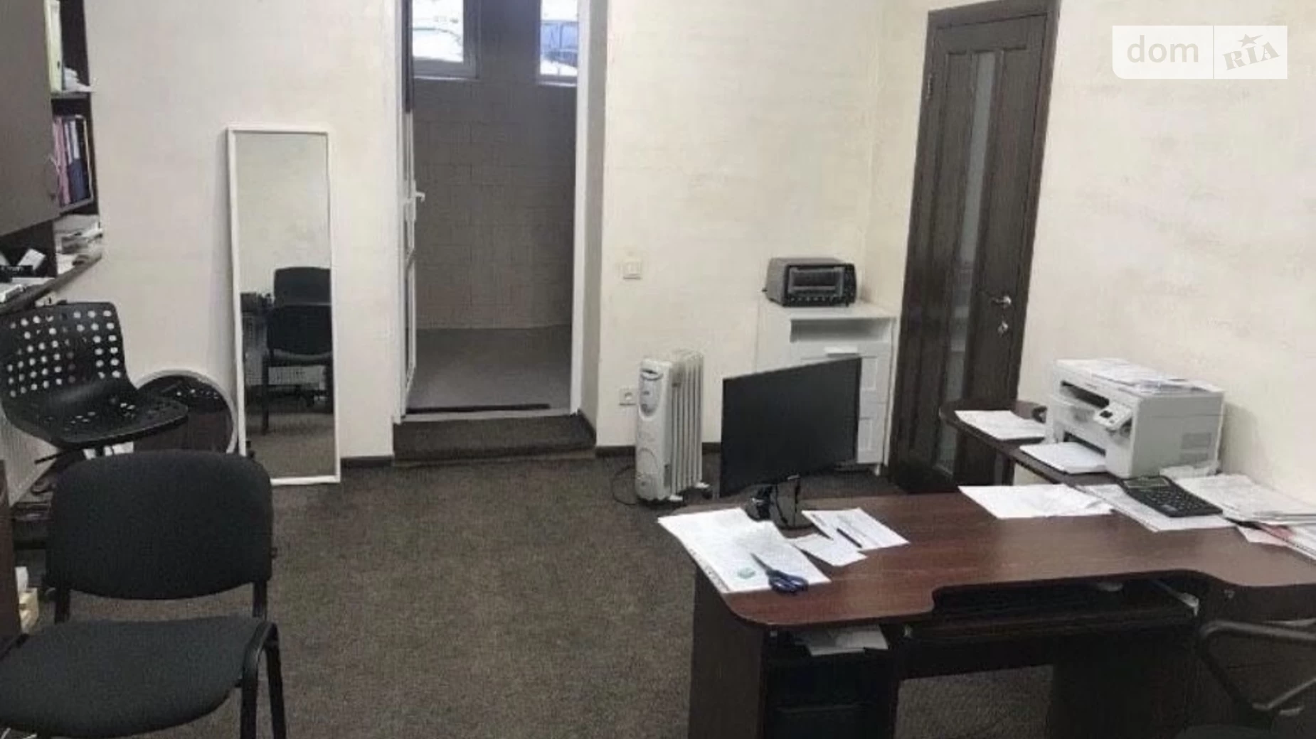 Здається в оренду офіс 36.7 кв. м в бізнес-центрі, цена: 250 $ - фото 2