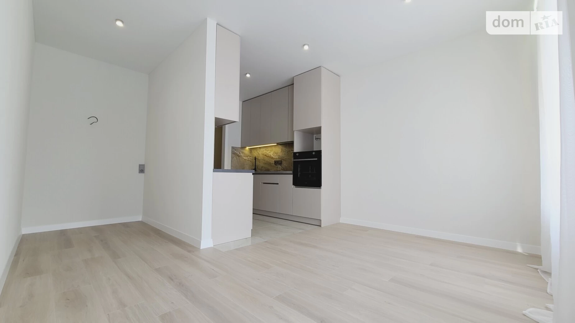 Продается 1-комнатная квартира 28 кв. м в Ирпене, ул. Соборная(ІІІ Интернационала), 2К/36 - фото 2