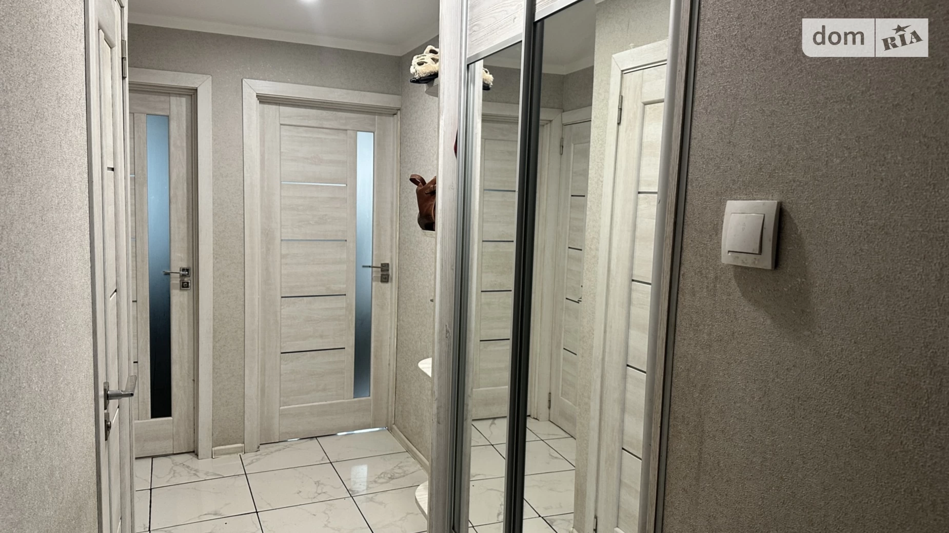 Продается 2-комнатная квартира 50.8 кв. м в, цена: 70000 $ - фото 2