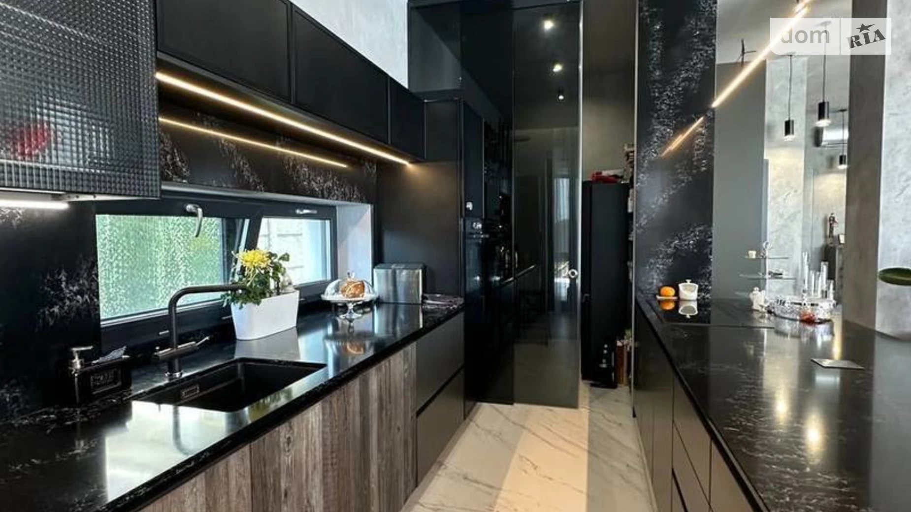 Продается дом на 2 этажа 280 кв. м с верандой, цена: 850000 $ - фото 5