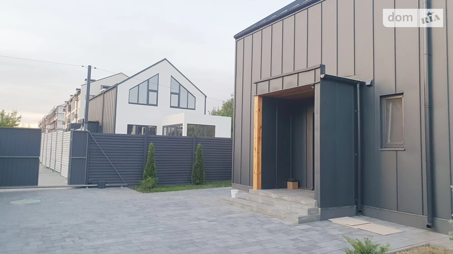 Продается дом на 2 этажа 136 кв. м с беседкой, цена: 250000 $ - фото 3
