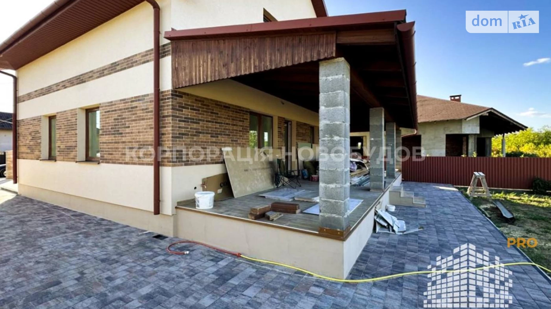 Продается дом на 2 этажа 210 кв. м с бассейном, цена: 230000 $ - фото 2