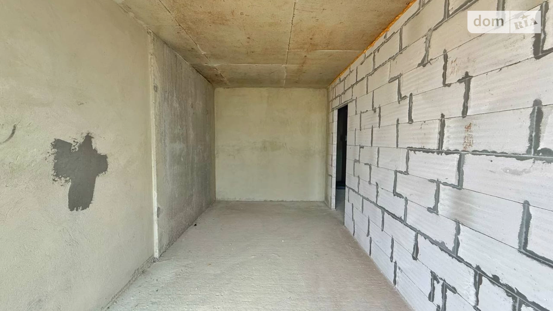 Продается 1-комнатная квартира 43.2 кв. м в Львове, ул. Кульпарковская - фото 2