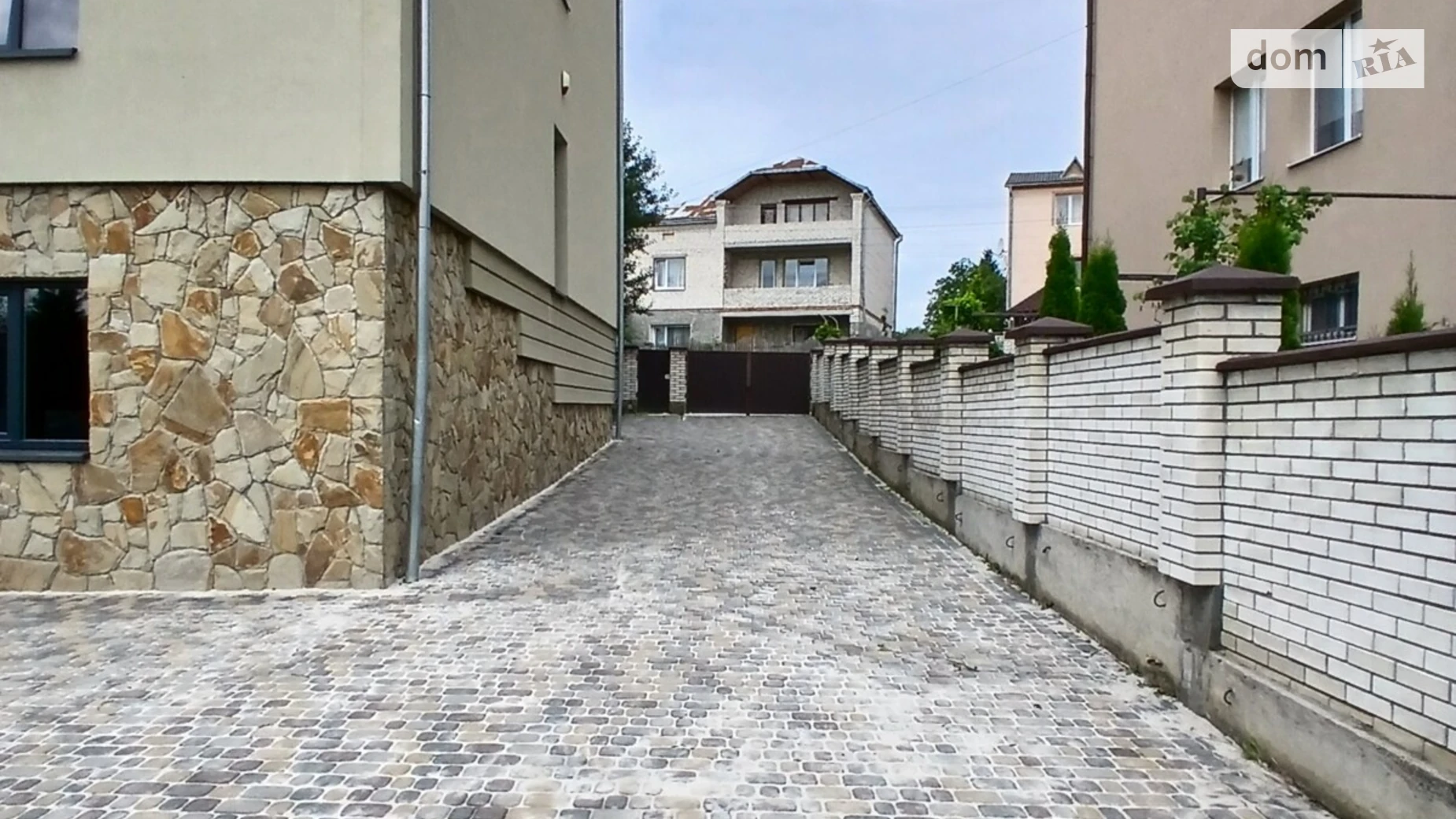 Продается дом на 2 этажа 333.6 кв. м с верандой, цена: 185000 $ - фото 3