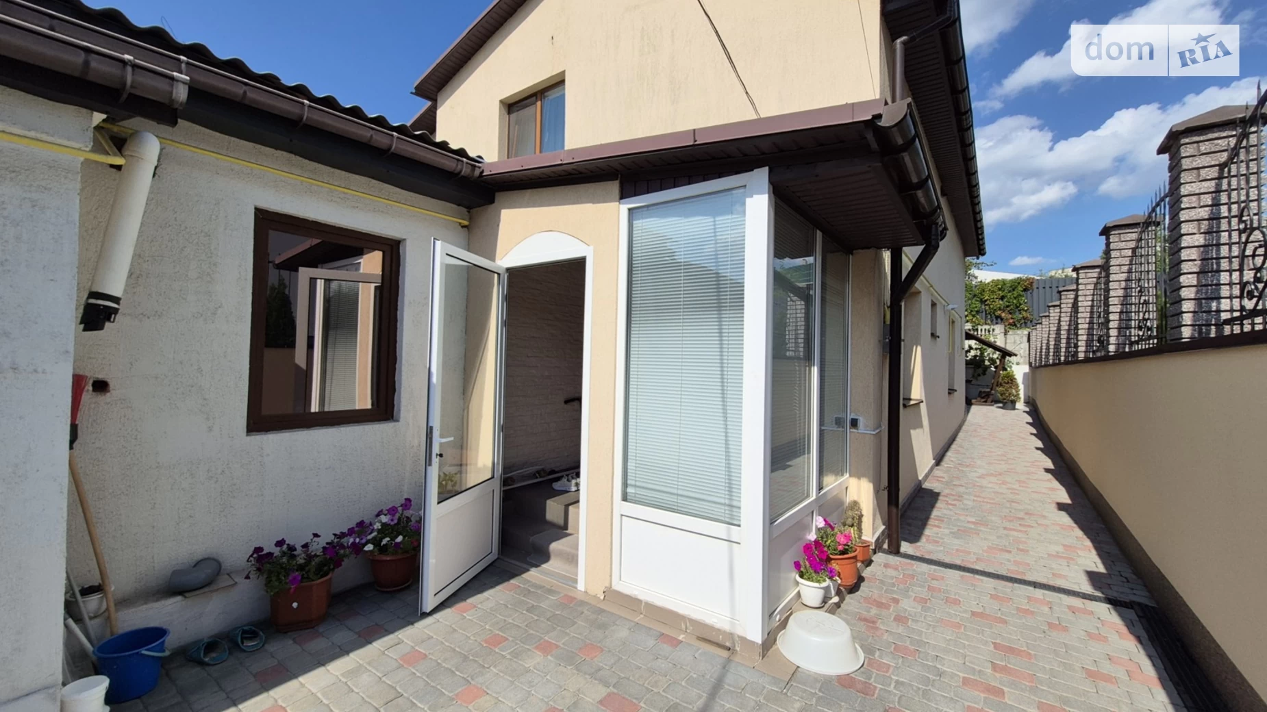 Продается дом на 2 этажа 180 кв. м с мебелью, цена: 150000 $ - фото 4