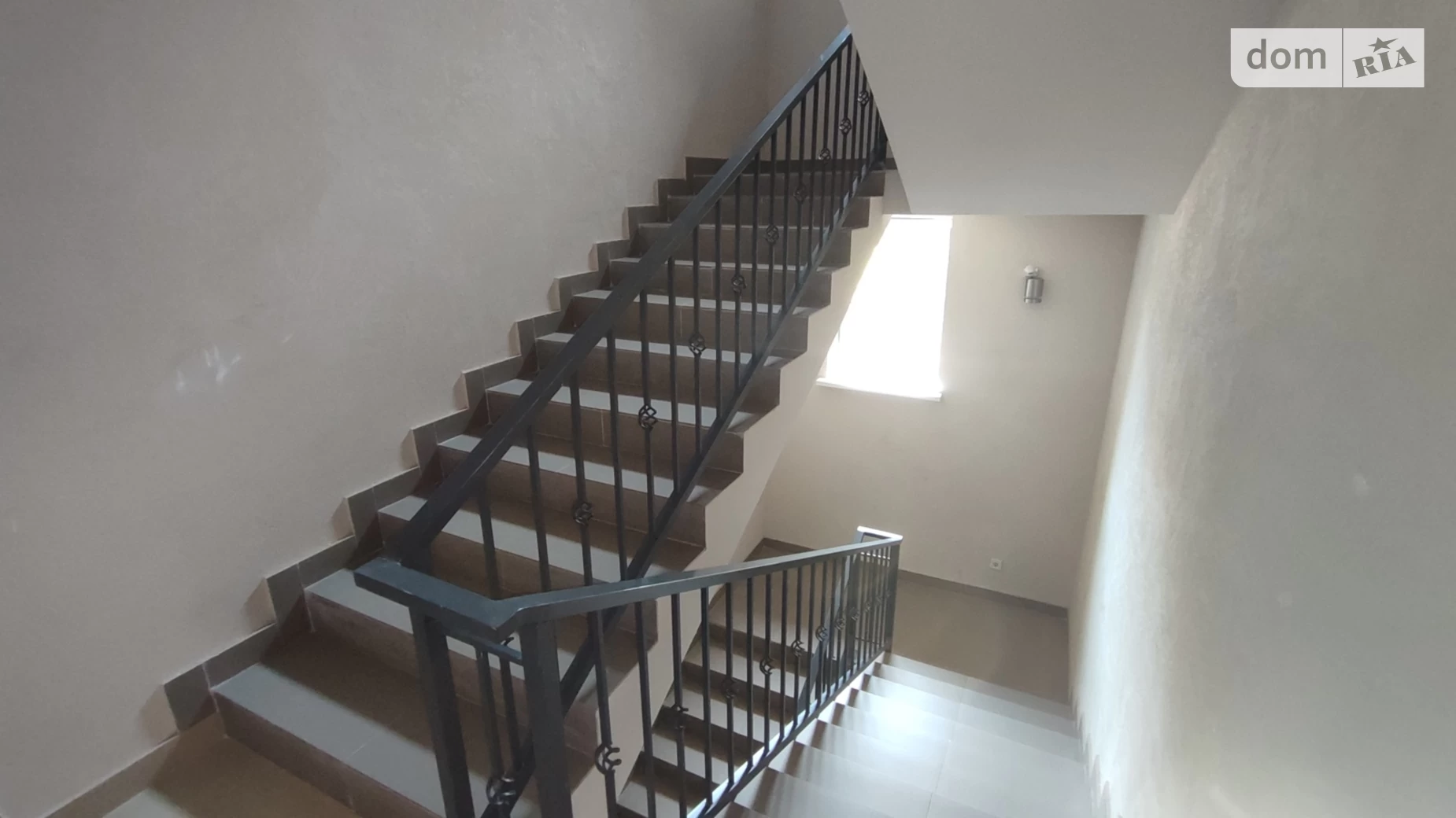 Продается 2-комнатная квартира 75.6 кв. м в Одессе, пер. Майский - фото 4