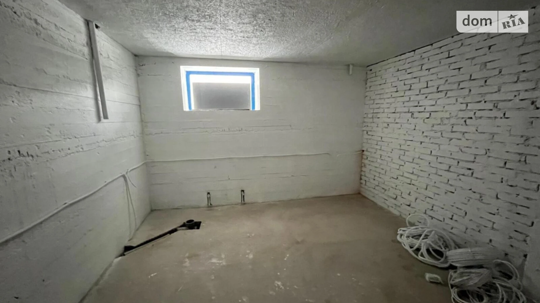 Продается дом на 3 этажа 235 кв. м с камином, цена: 180000 $ - фото 5