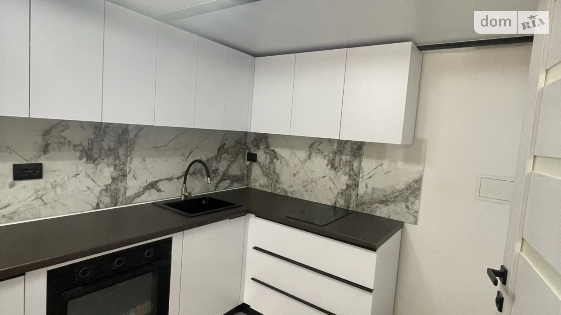 1-комнатная квартира 24 кв. м в Тернополе, ул. Стадниковой Софии - фото 3