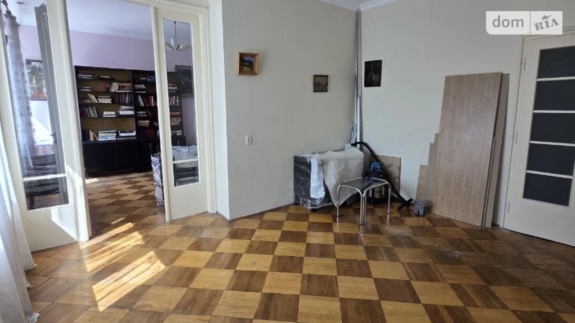 Продается 4-комнатная квартира 117 кв. м в Львове, ул. Песочная - фото 2