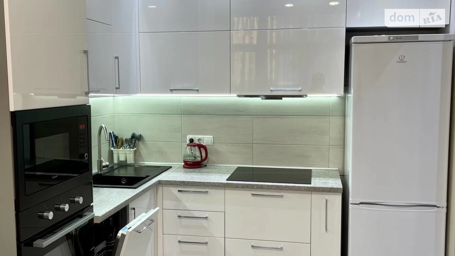 Продається 2-кімнатна квартира 42 кв. м у Дніпрі, вул. Моссаковського Володимира, 7 корпус 3 - фото 3