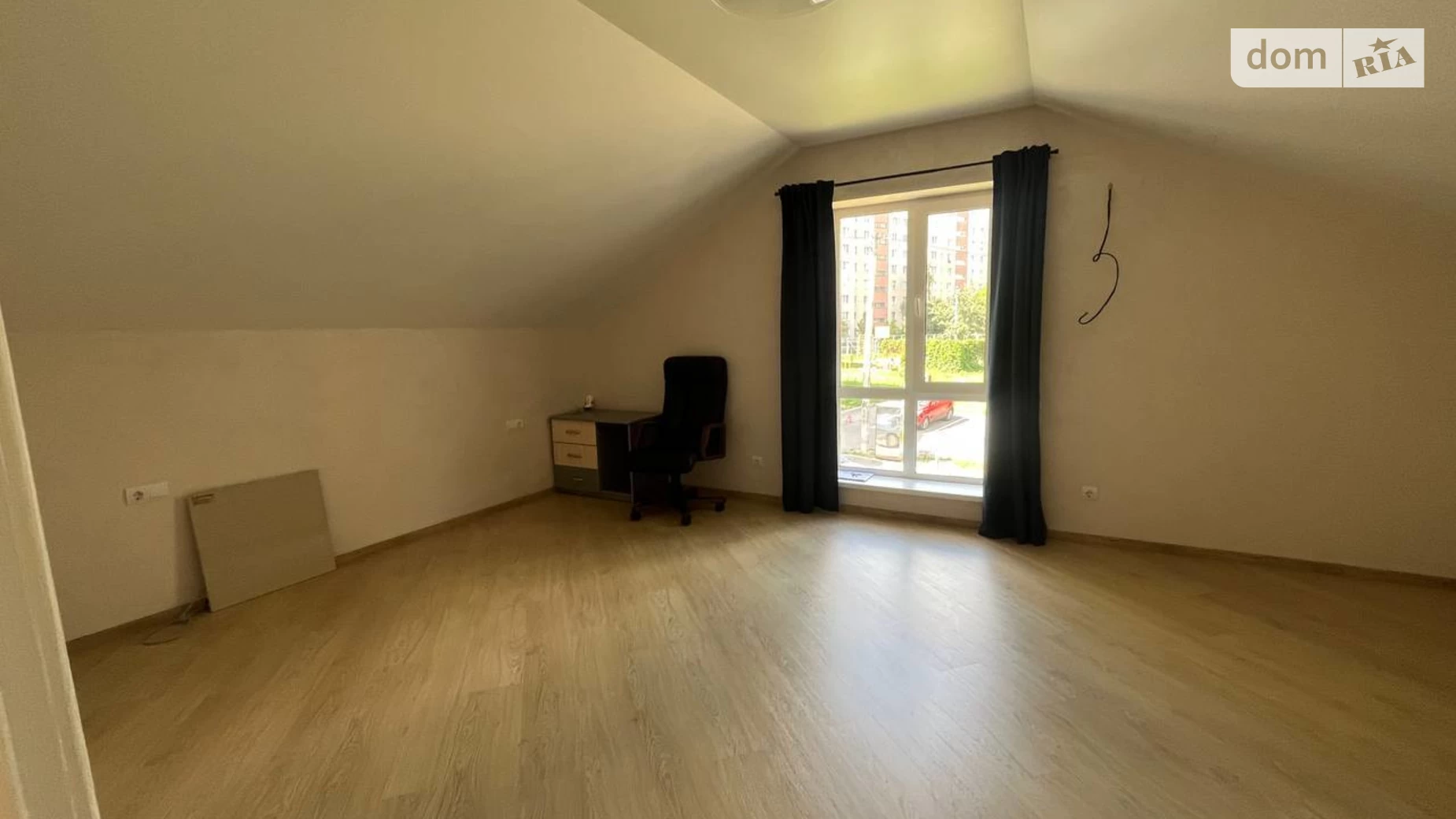 Сдается в аренду офис 190 кв. м в бизнес-центре, цена: 50000 грн - фото 2