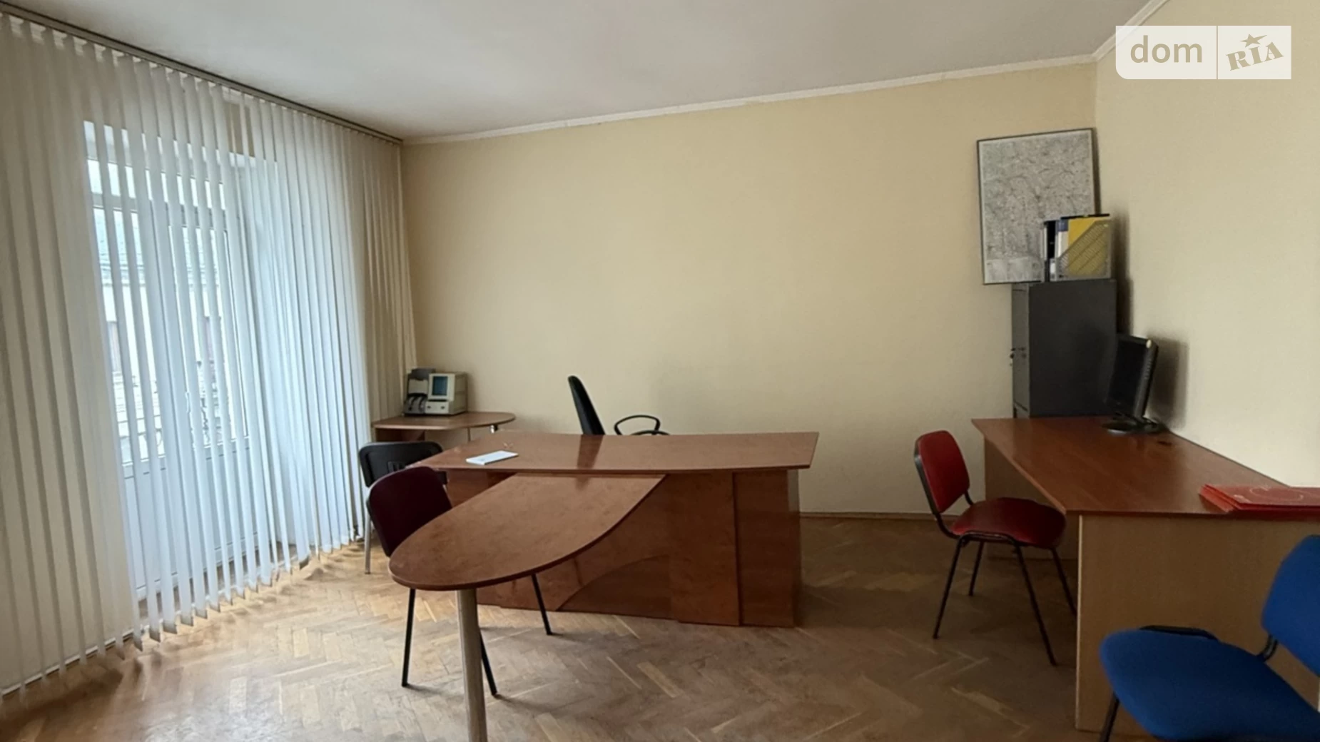 Сдается в аренду офис 55 кв. м в бизнес-центре, цена: 5000 грн - фото 3