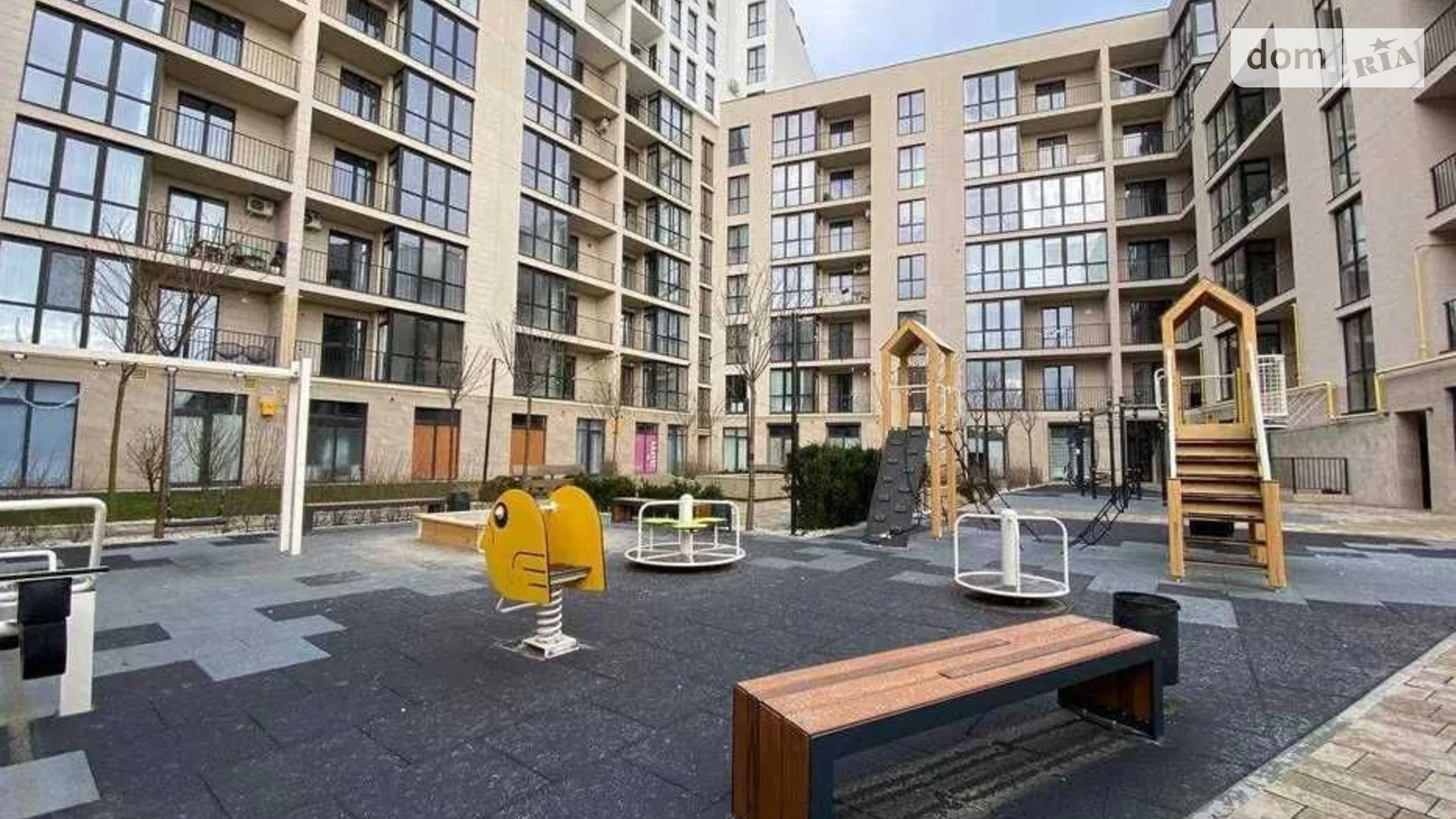 Продается 2-комнатная квартира 72 кв. м в Львове, ул. Замарстиновская, 127 - фото 2