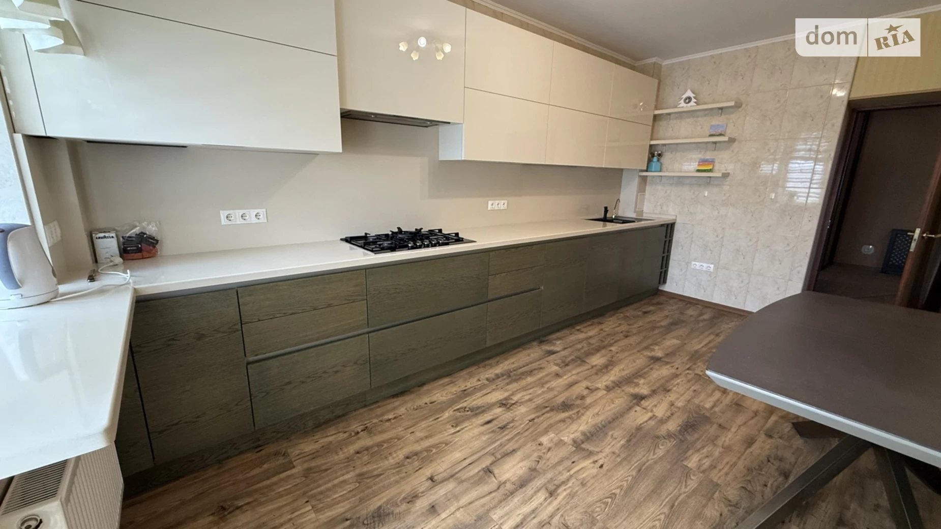 Продається 4-кімнатна квартира 189 кв. м у Рівному, вул. Відінська, 39Б - фото 3