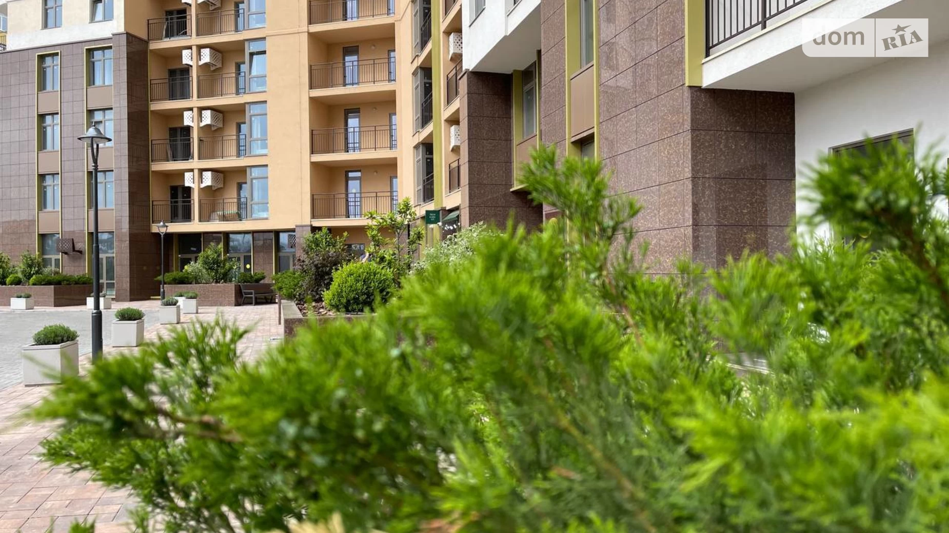 Продается 1-комнатная квартира 42.1 кв. м в Одессе, ул. Краснова, 1В - фото 2