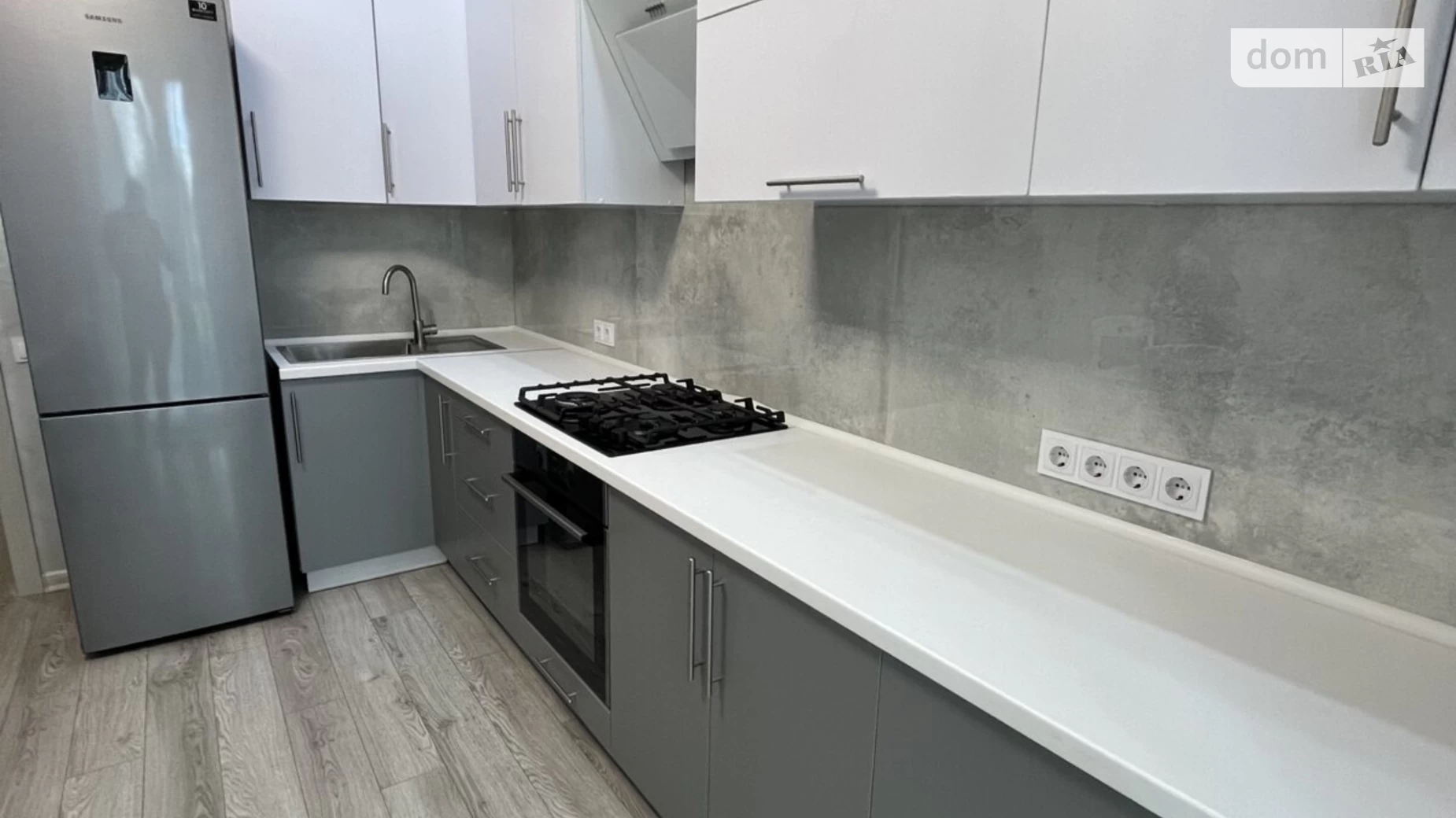 Продается 1-комнатная квартира 43 кв. м в Ровно, ул. Гурия Бухала, 9 - фото 2