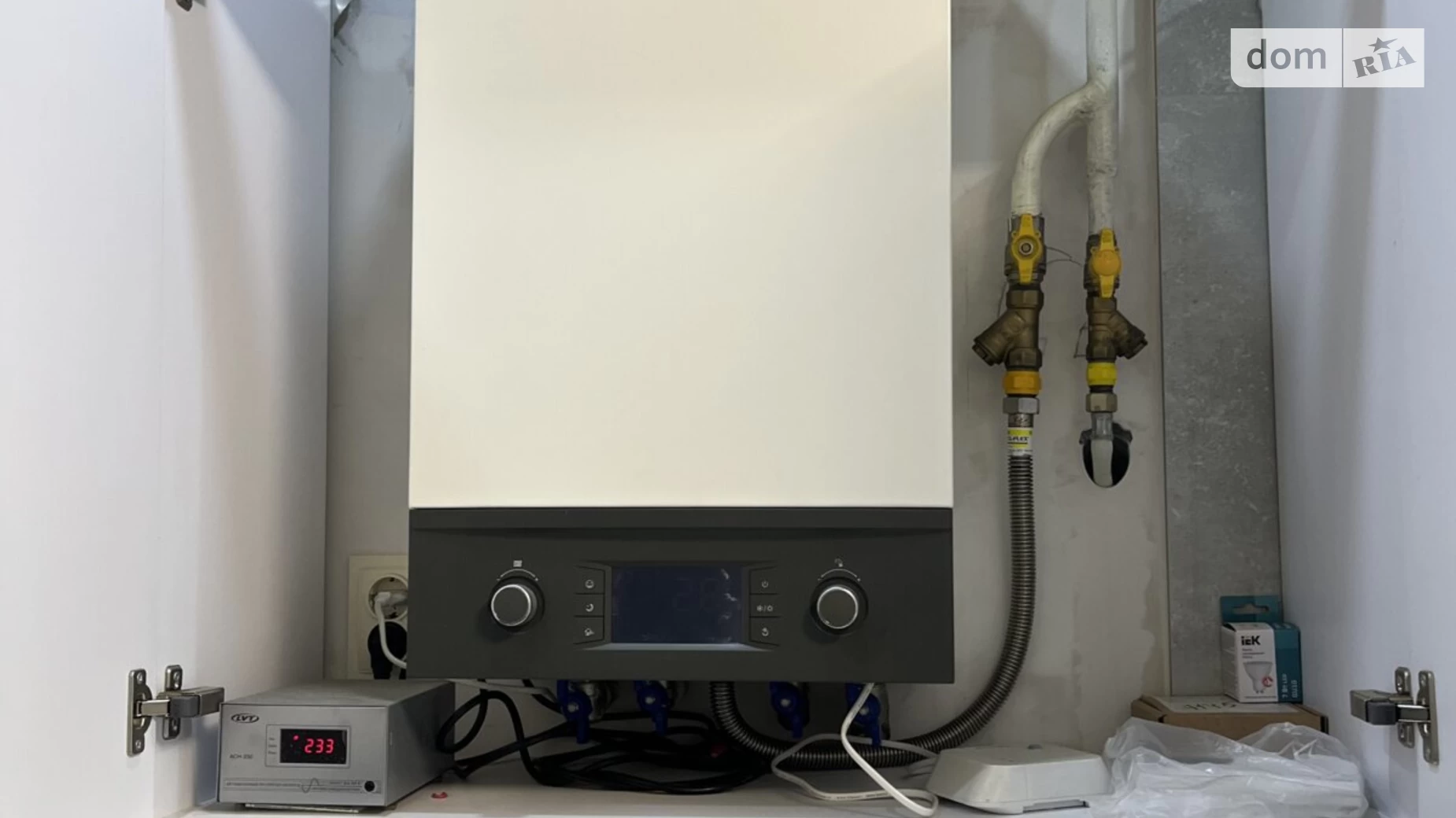 Продается 1-комнатная квартира 43 кв. м в Ровно, ул. Гурия Бухала, 9 - фото 3