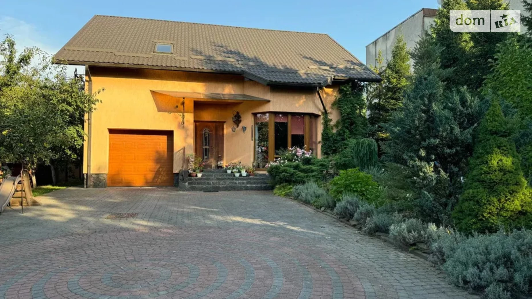 Продается дом на 2 этажа 230 кв. м с бассейном, цена: 380000 $ - фото 5