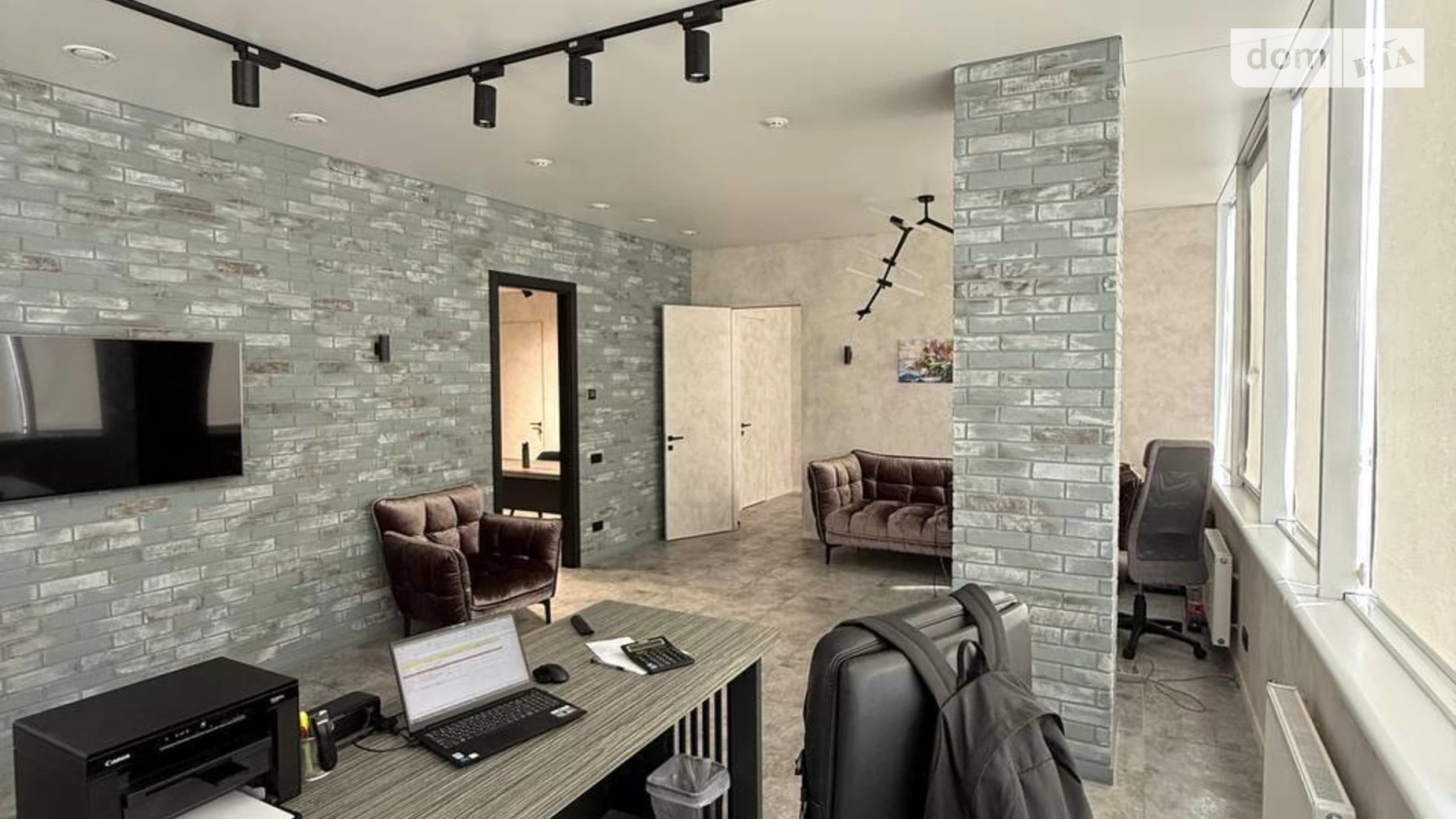 Продается офис 103.5 кв. м в бизнес-центре, цена: 155250 $ - фото 4