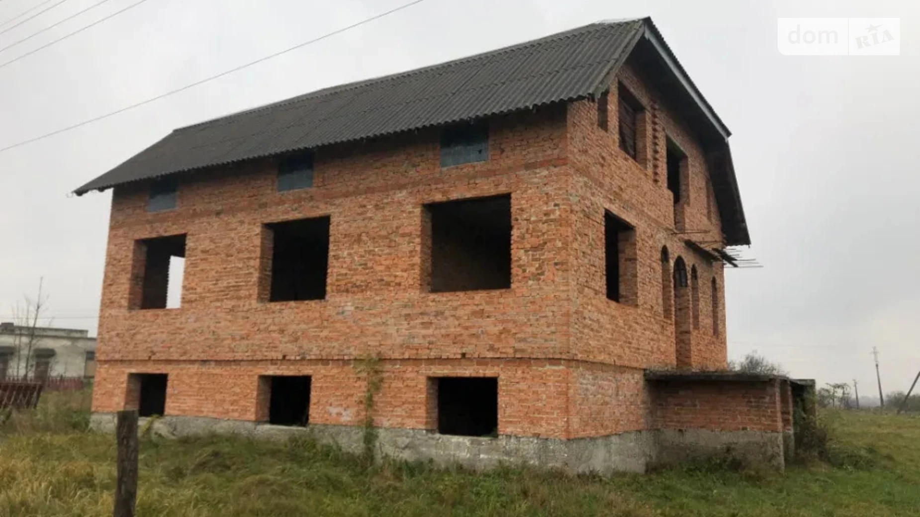 Продается дом на 2 этажа 180 кв. м с камином, цена: 16700 $ - фото 3