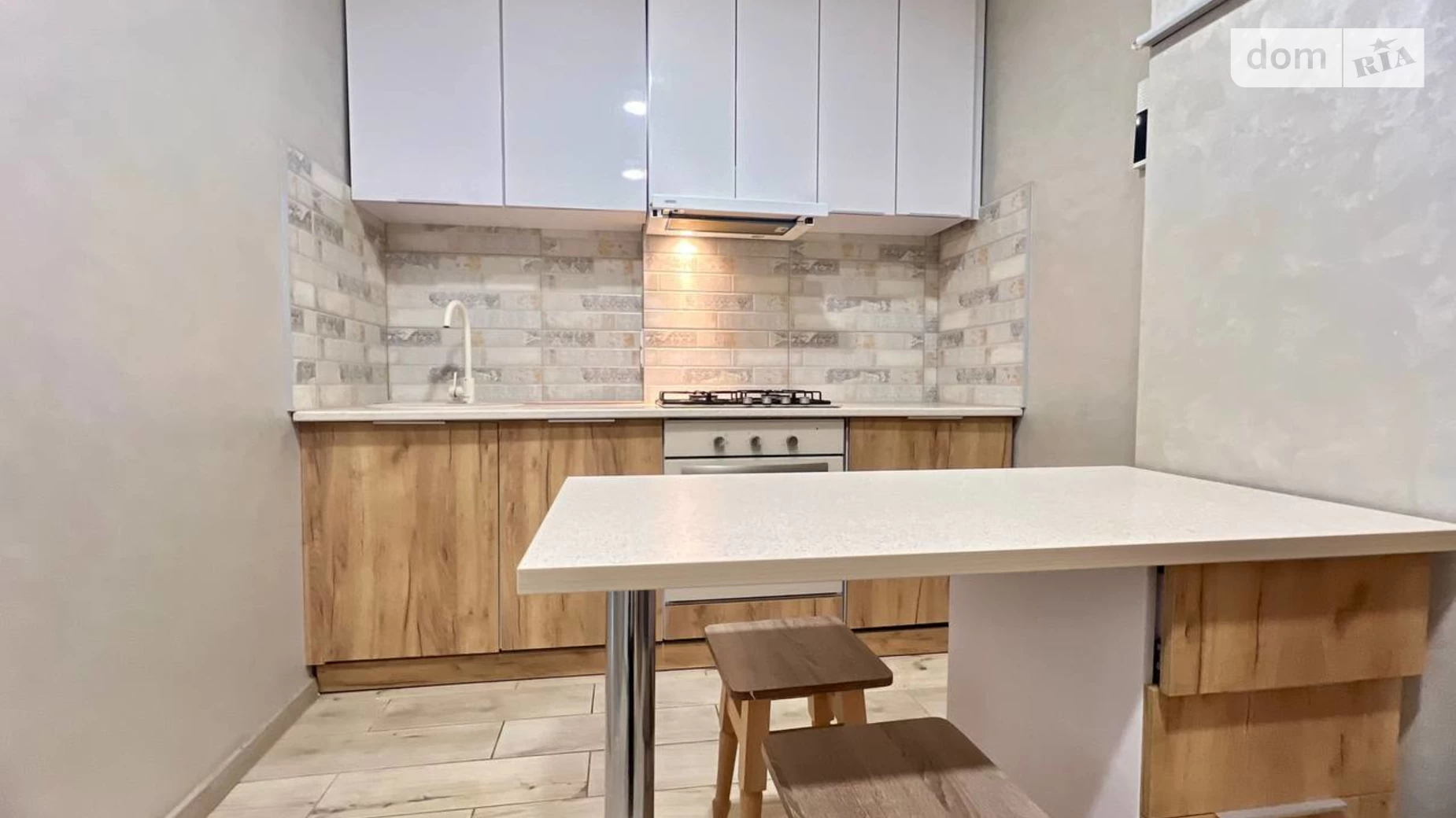 Продается 2-комнатная квартира 46.7 кв. м в Ровно, ул. Киевская - фото 3