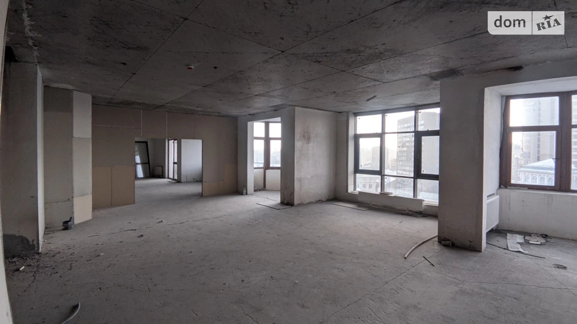 Продается 5-комнатная квартира 336.8 кв. м в Киеве, ул. Богдана Хмельницкого, 58А - фото 2