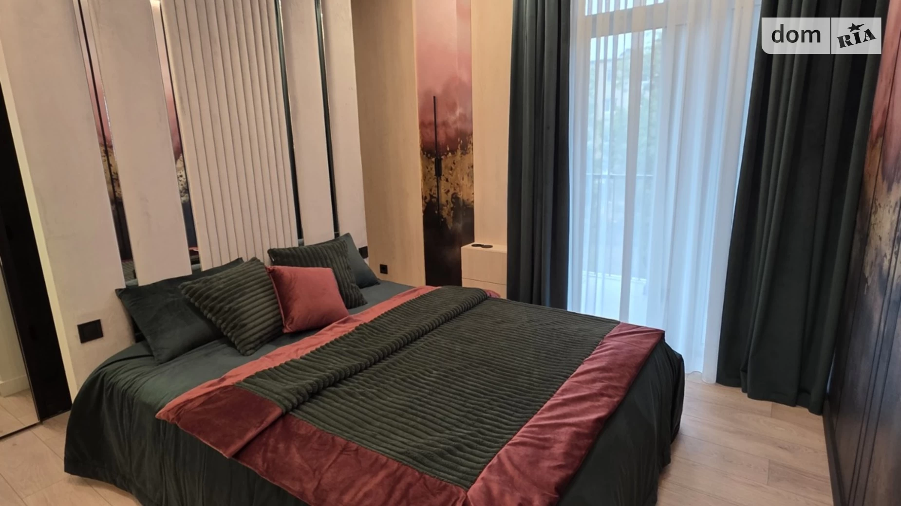 Продается 2-комнатная квартира 63.3 кв. м в Ужгороде, ул. Иштвана Сечени, 29А - фото 2