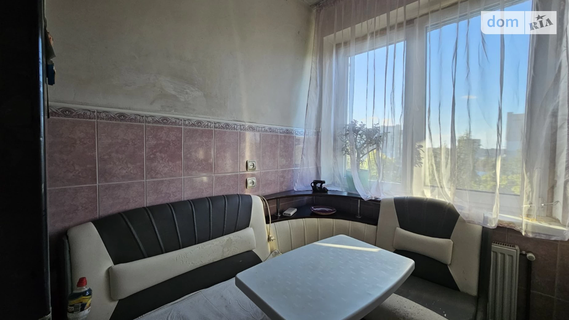 Продается 3-комнатная квартира 66.2 кв. м в Житомире, ул. Домбровского, 86 - фото 3