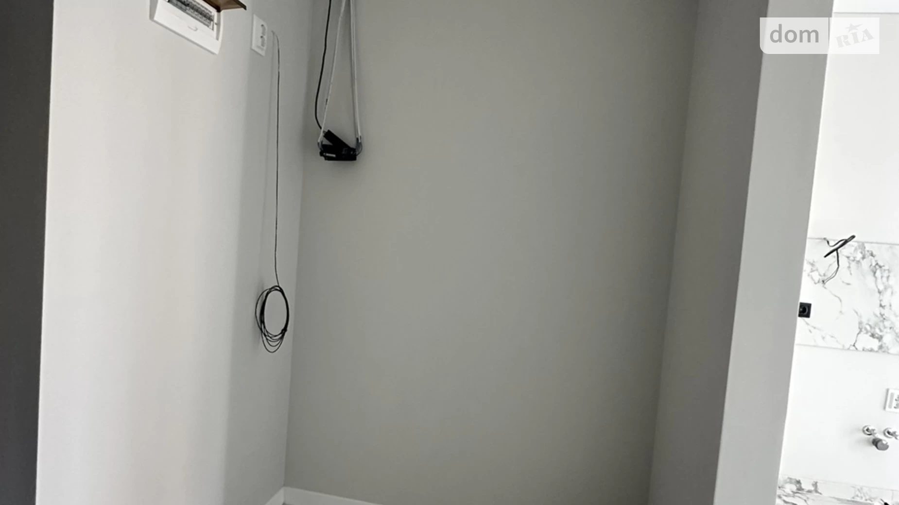 Продается 1-комнатная квартира 32 кв. м в Ужгороде, ул. Богомольца, 19 - фото 4