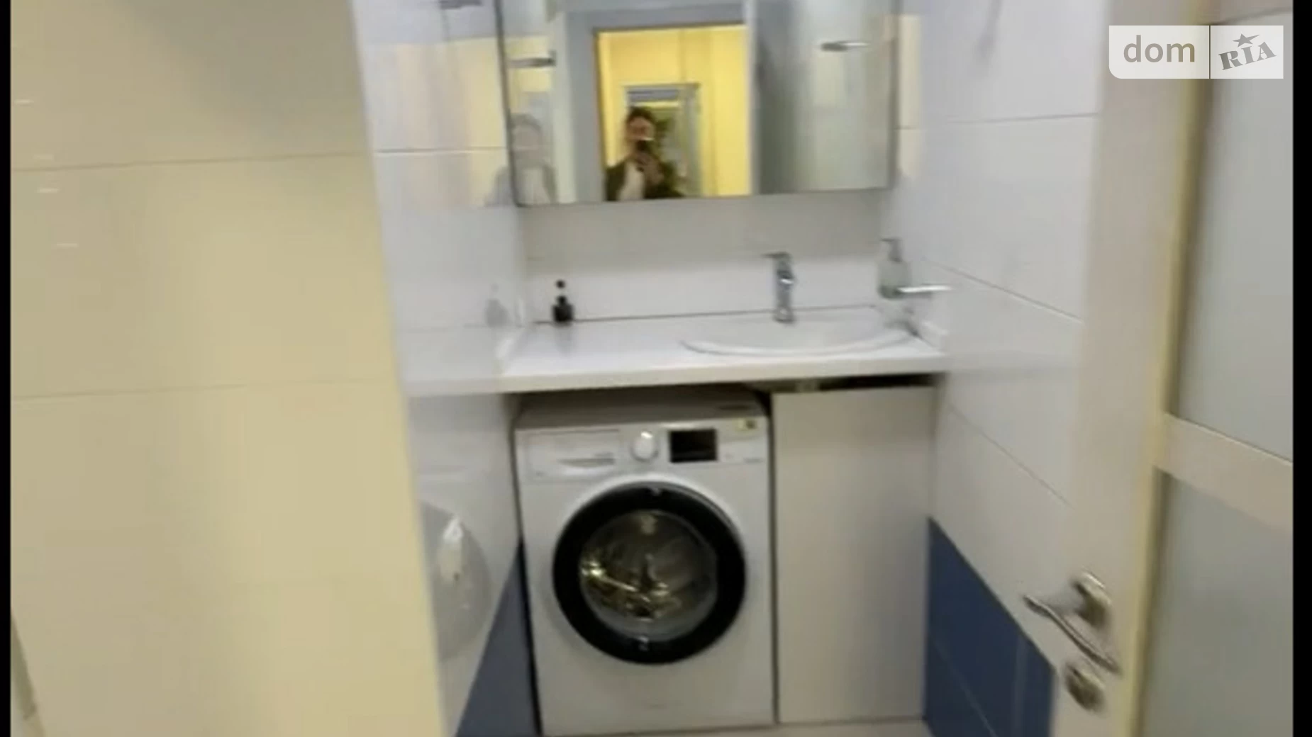 Продається 2-кімнатна квартира 65 кв. м у Ірпені, вул. Авіаконструктора Антонова(Ленінградська), 42 - фото 3