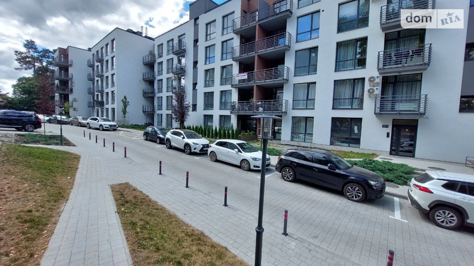 Продается 2-комнатная квартира 62.7 кв. м в Брюховичах, ул. Львовская, 92А - фото 2