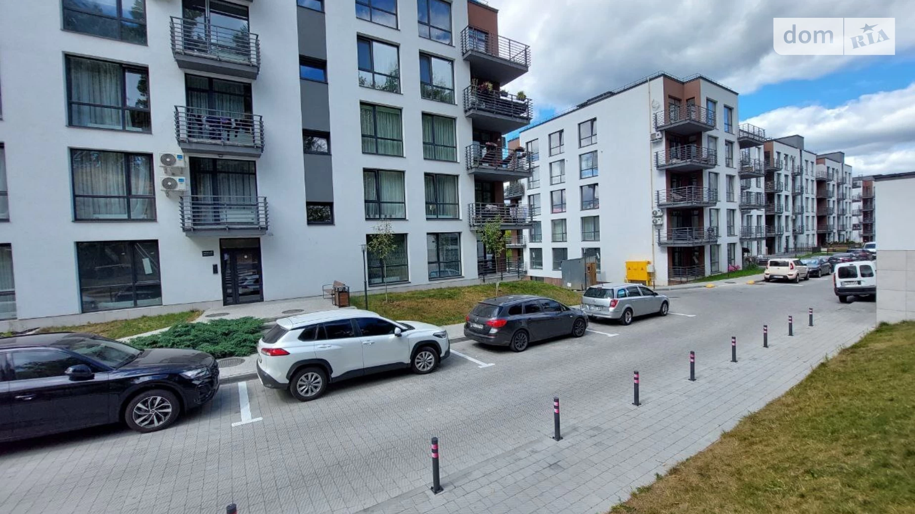 Продается 2-комнатная квартира 62.7 кв. м в Брюховичах, ул. Львовская, 92А - фото 3