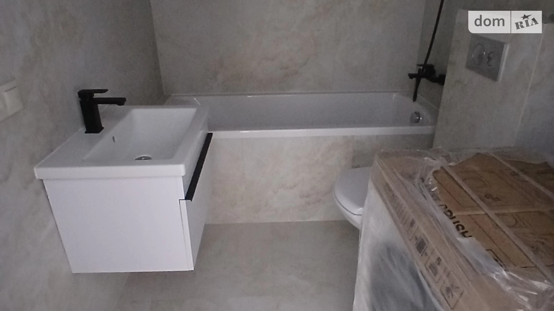 Продается 1-комнатная квартира 34 кв. м в Ужгороде, ул. Богомольца, 19 - фото 3