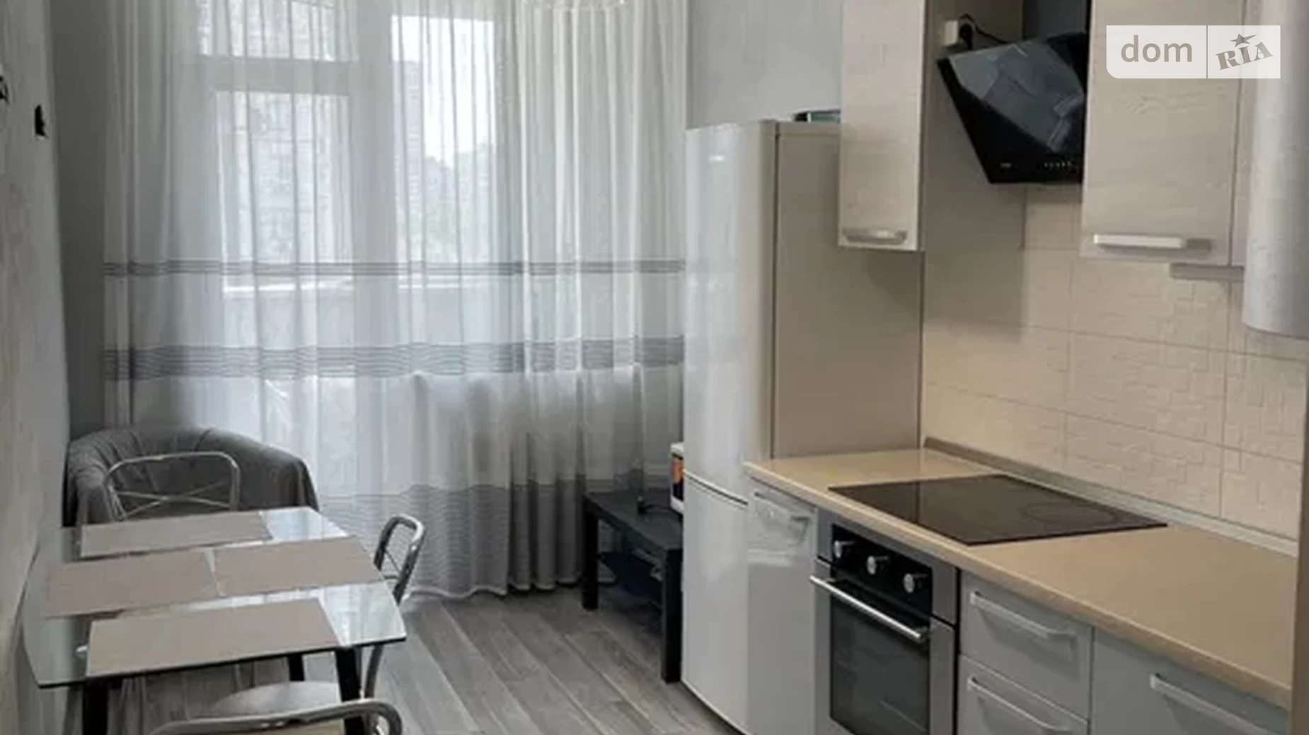 Сдается в аренду 1-комнатная квартира 52 кв. м в Киеве, ул. Драгоманова, 2 - фото 3