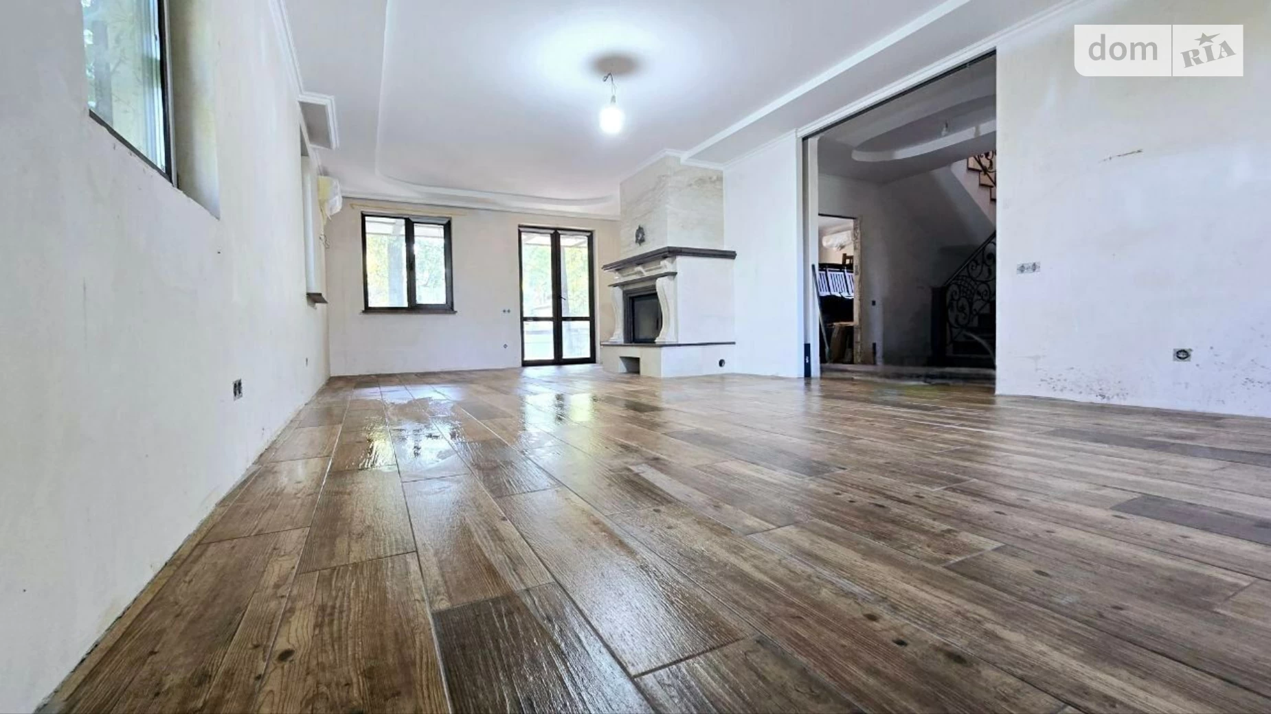 Продается дом на 3 этажа 235.3 кв. м с мансардой, цена: 350000 $ - фото 4
