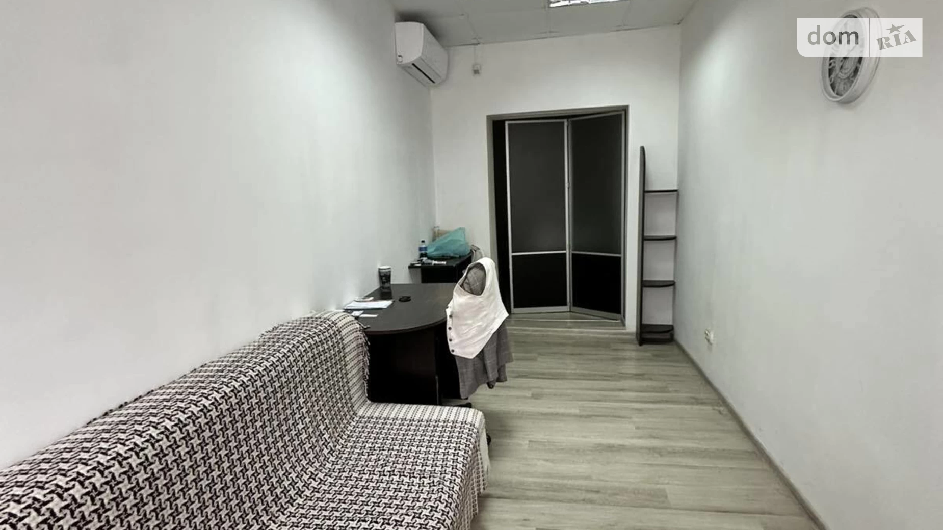 Сдается в аренду офис 29.4 кв. м в бизнес-центре, цена: 300 $ - фото 5