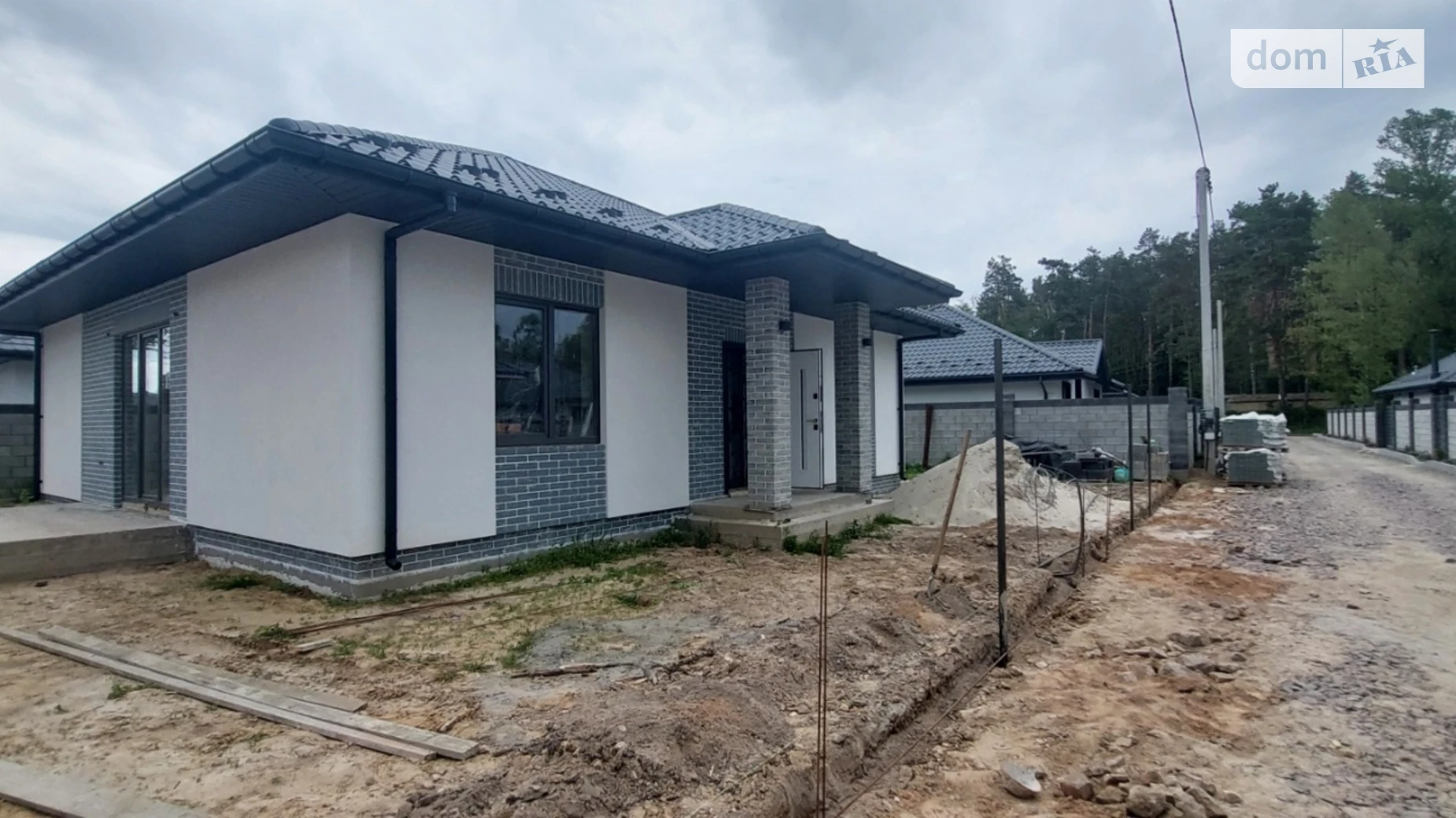 Продается одноэтажный дом 97 кв. м с гаражом, цена: 84000 $ - фото 3