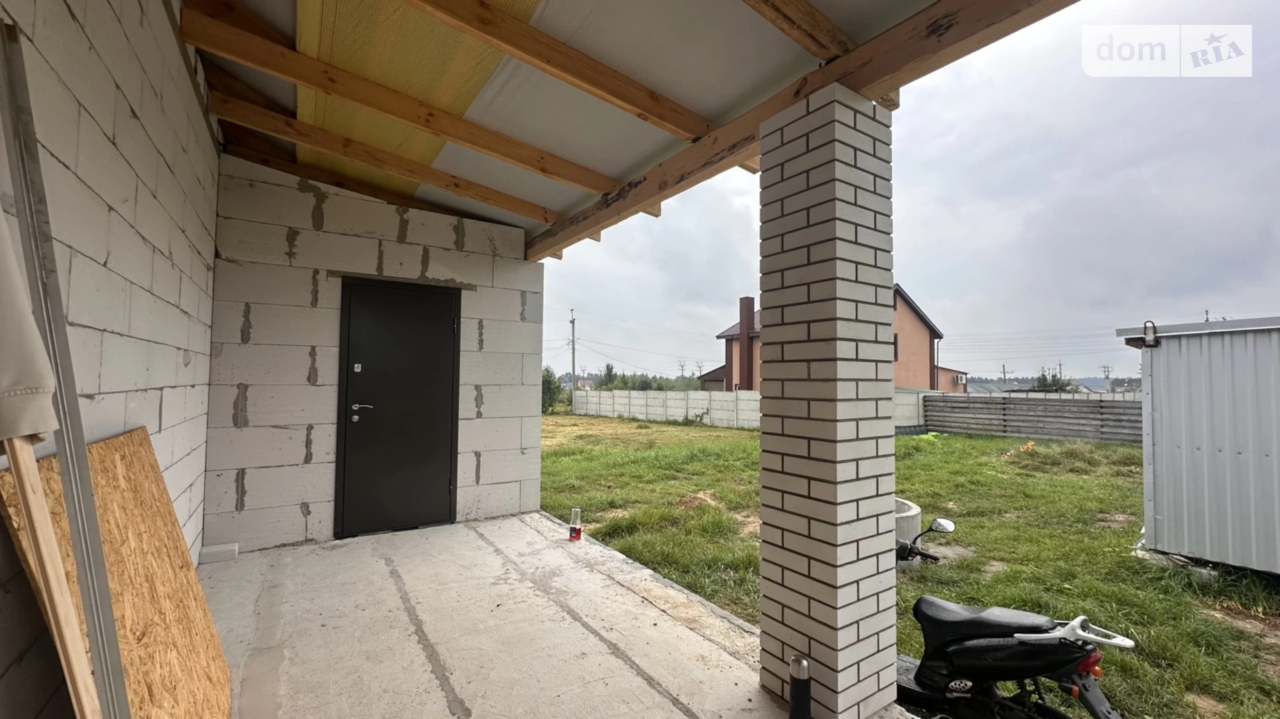 Продается одноэтажный дом 118 кв. м с камином, цена: 69000 $ - фото 3