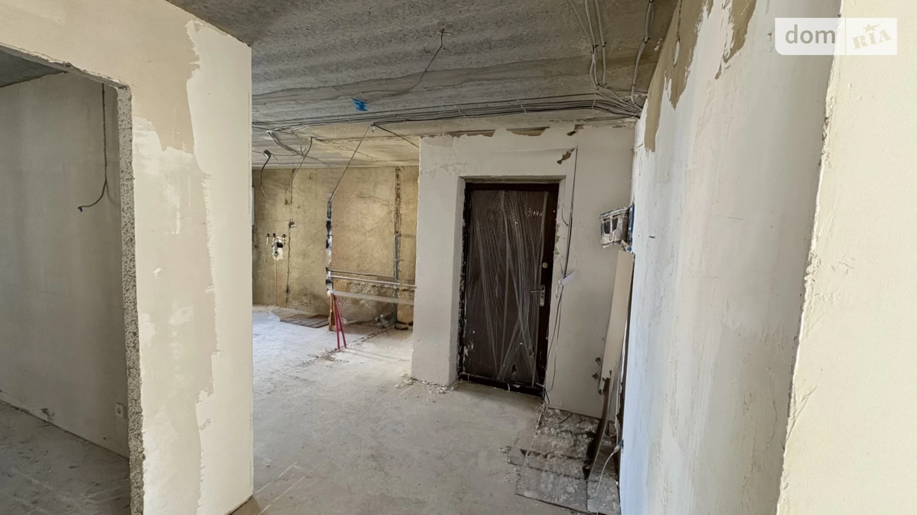 Продается 2-комнатная квартира 69.6 кв. м в, цена: 79800 $ - фото 4