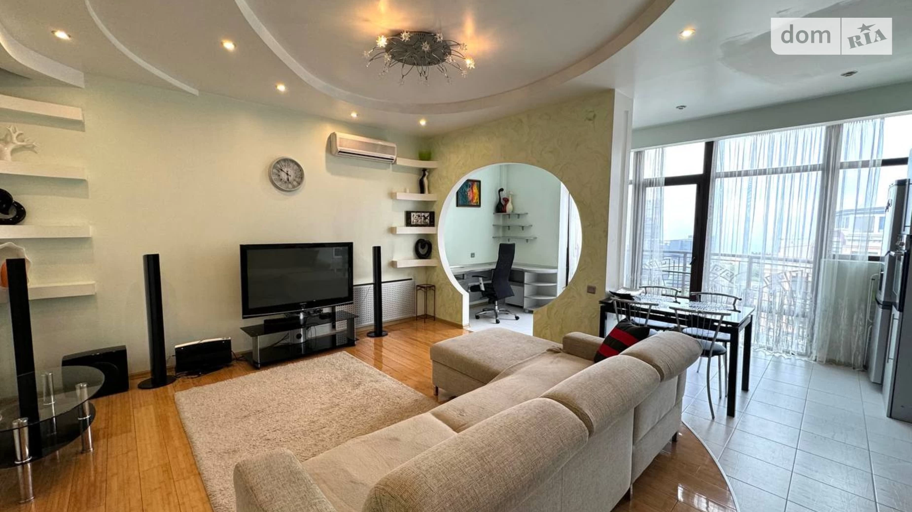 Продается 1-комнатная квартира 57 кв. м в Одессе, ул. Тенистая, 9 корпус 12 - фото 2