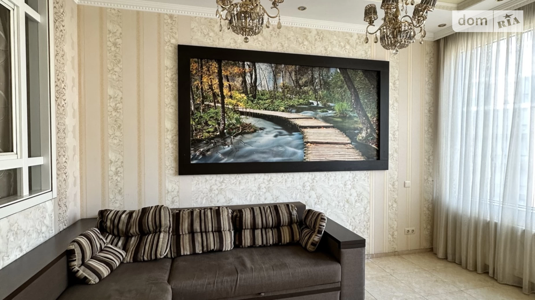 Продается 3-комнатная квартира 178.2 кв. м в Одессе, ул. Генуэзская, 5 - фото 2