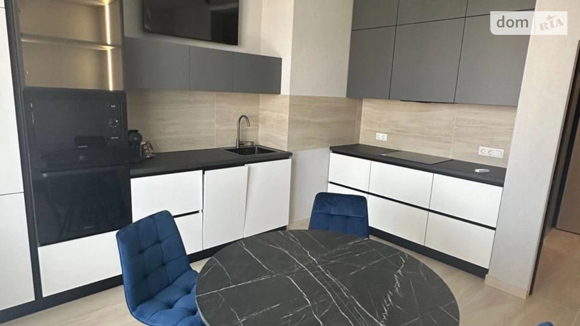 Продается 1-комнатная квартира 46 кв. м в Одессе, Фонтанская дор., 25Ж - фото 2