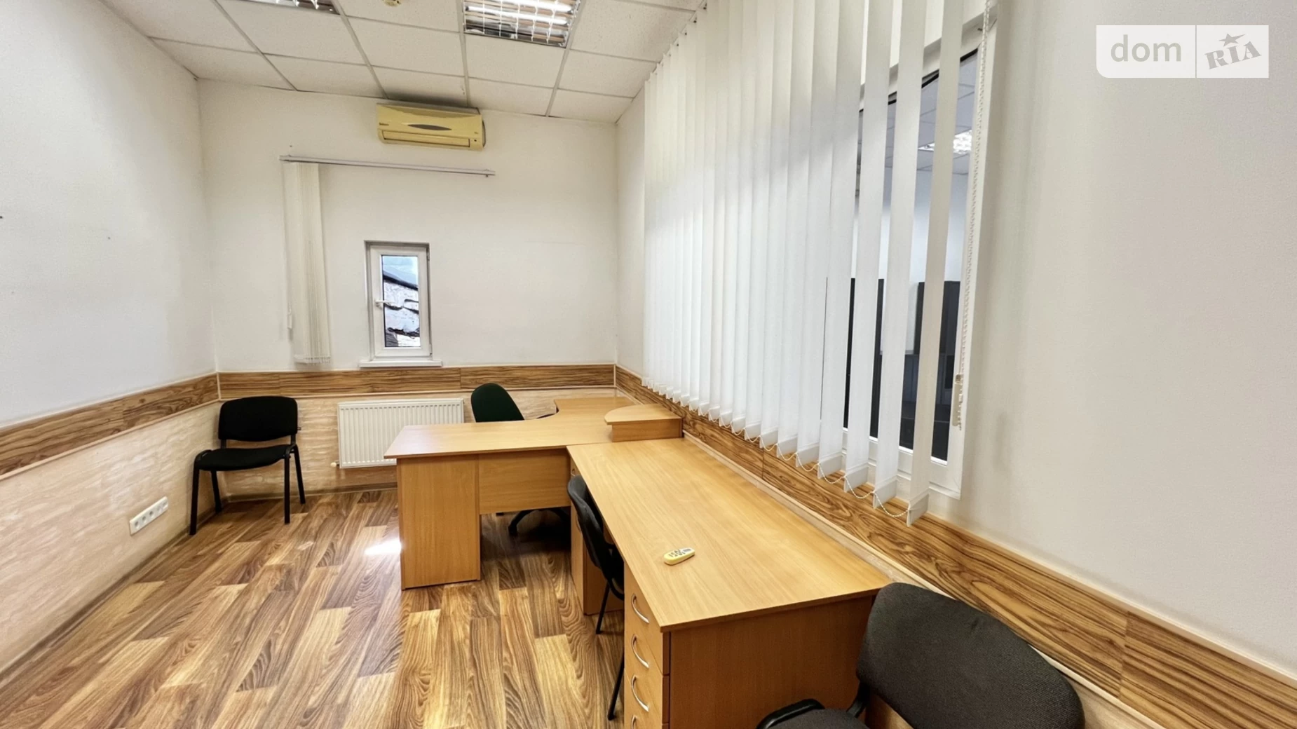 Сдается в аренду офис 36 кв. м в бизнес-центре, цена: 7200 грн - фото 3