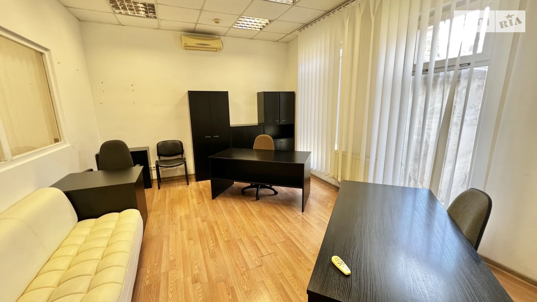 Сдается в аренду офис 36 кв. м в бизнес-центре, цена: 7200 грн - фото 5