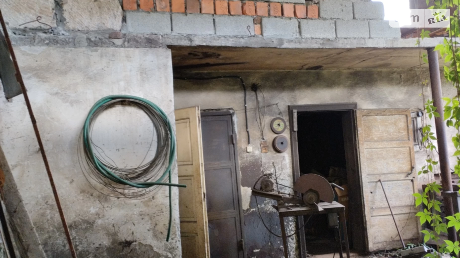 Продается дом на 2 этажа 220 кв. м с беседкой, цена: 125000 $ - фото 4