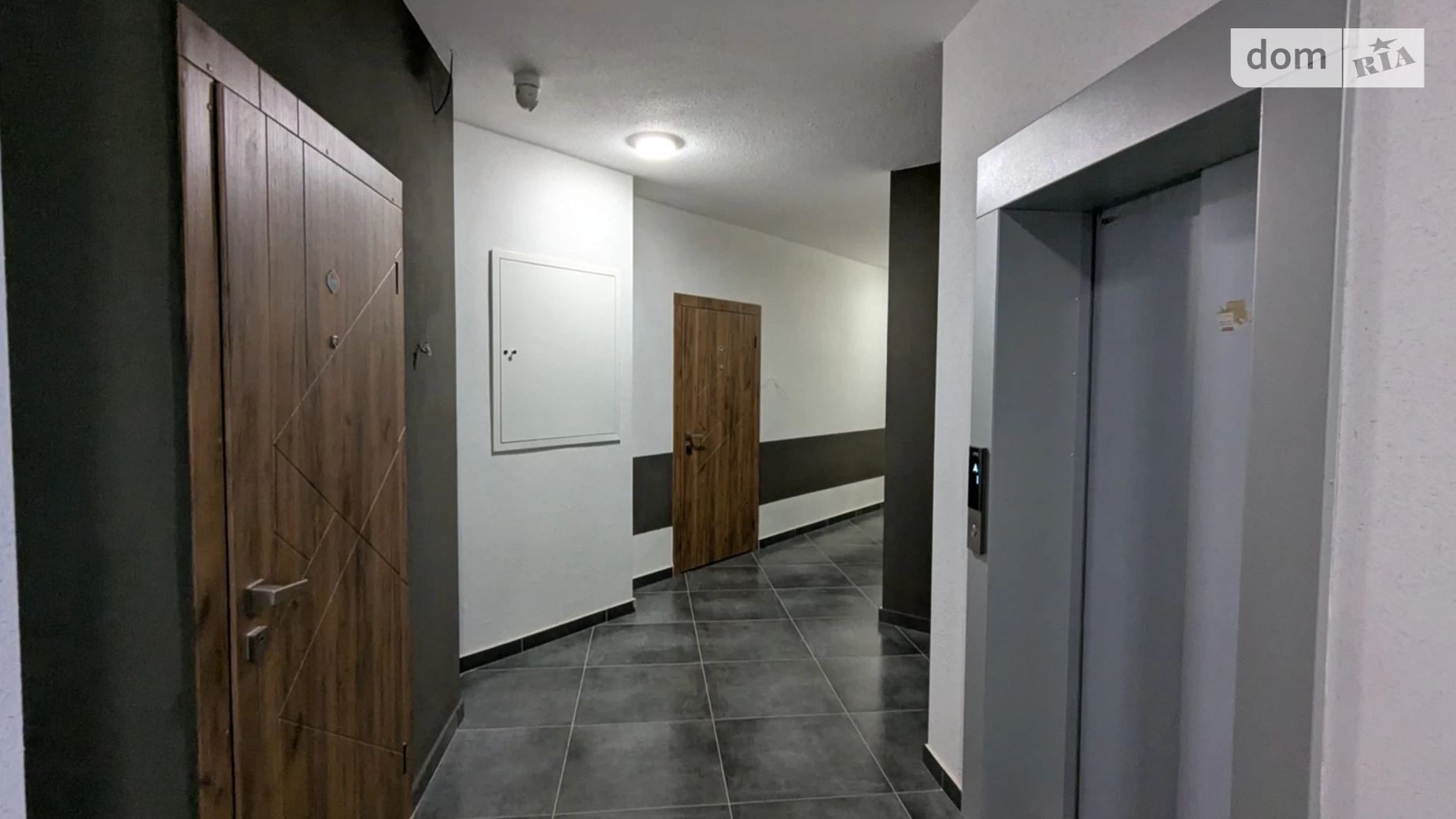 Продается 2-комнатная квартира 89.3 кв. м в Ирпене, ул. Ольги Кобылянской(Достоевского), 1В/15 - фото 2