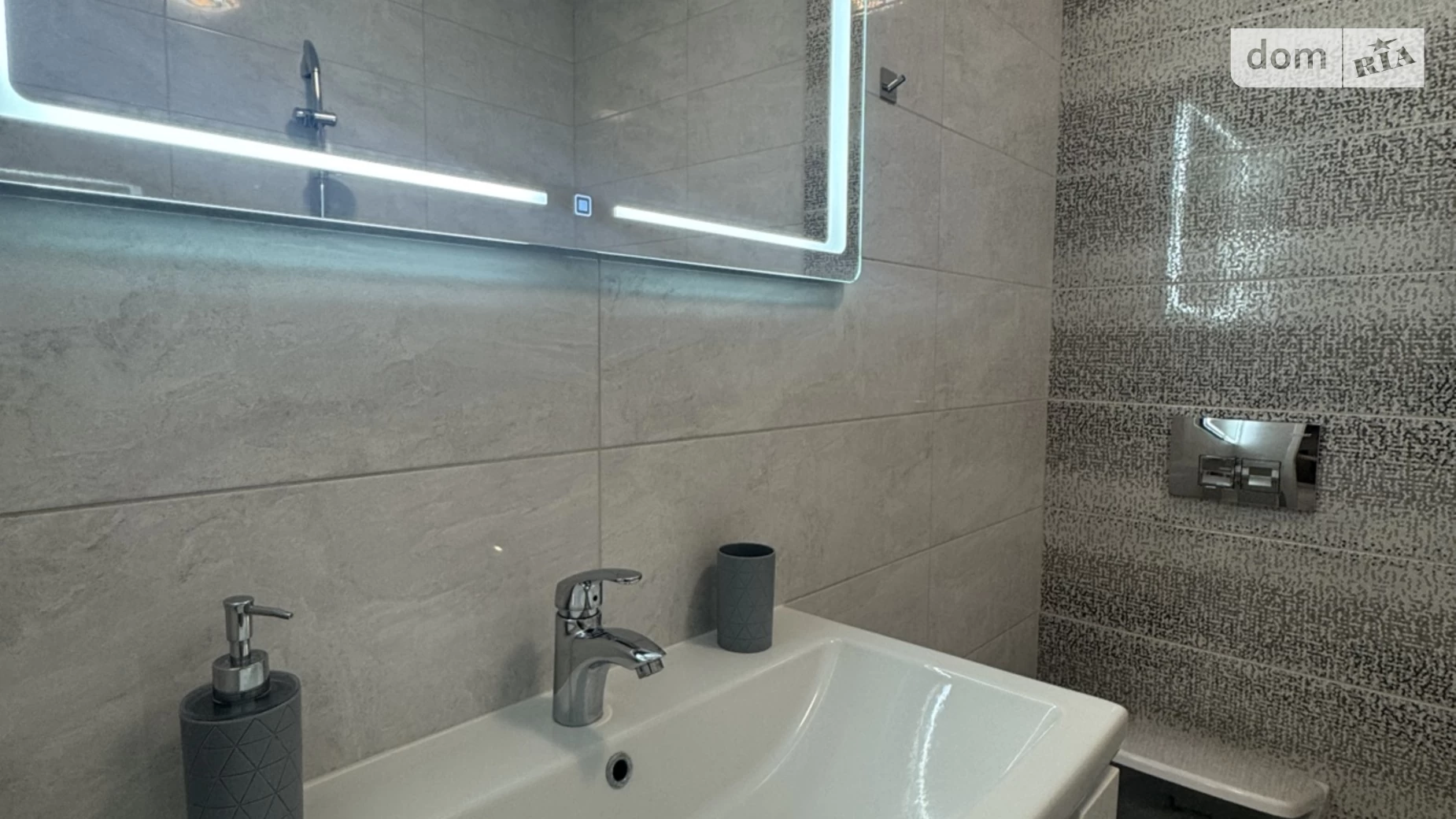 Сдается в аренду 1-комнатная квартира 56 кв. м в Хмельницком, ул. Заречанская - фото 2