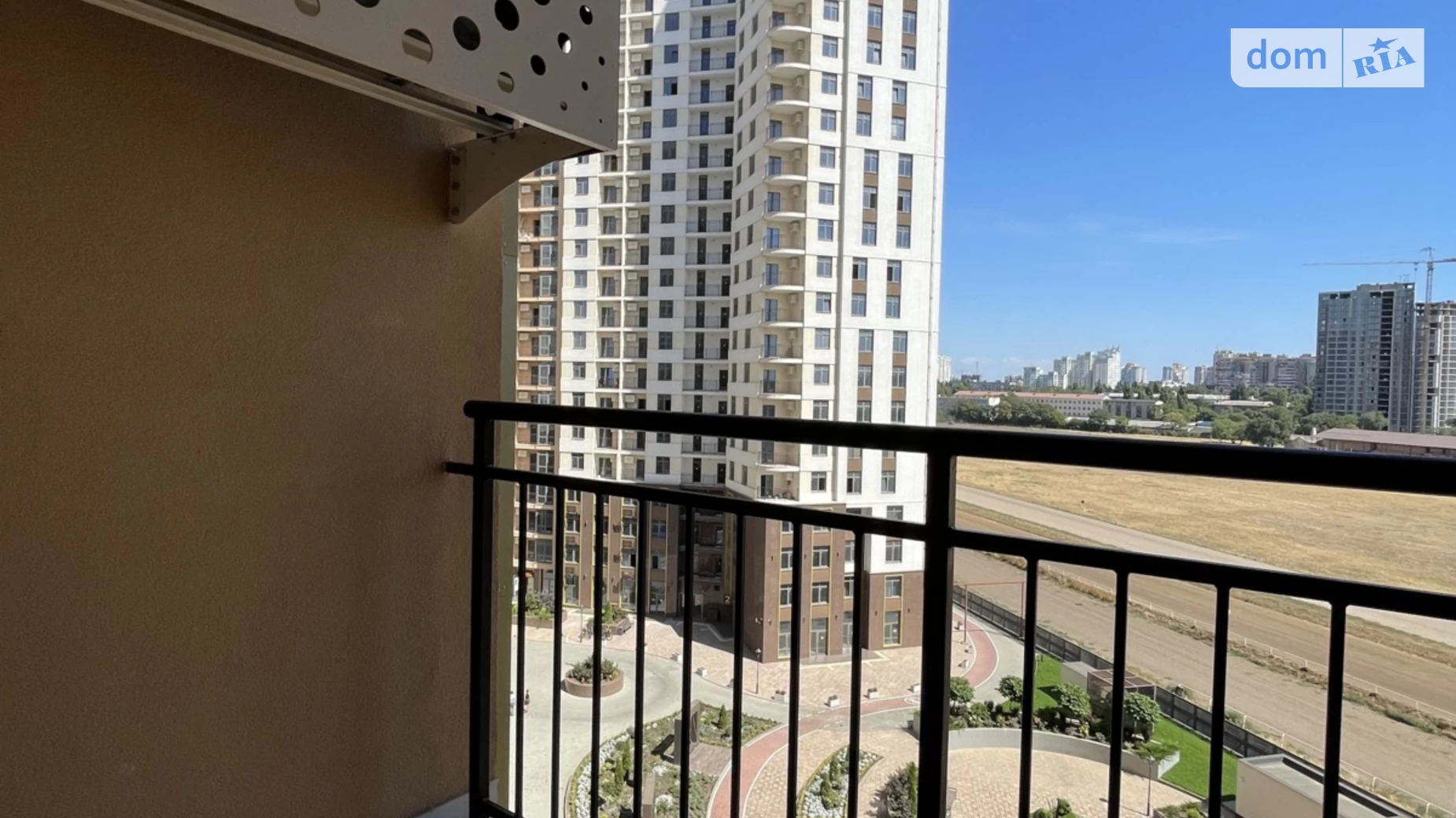 Продается 1-комнатная квартира 44 кв. м в Одессе, ул. Краснова, 1Ж - фото 3