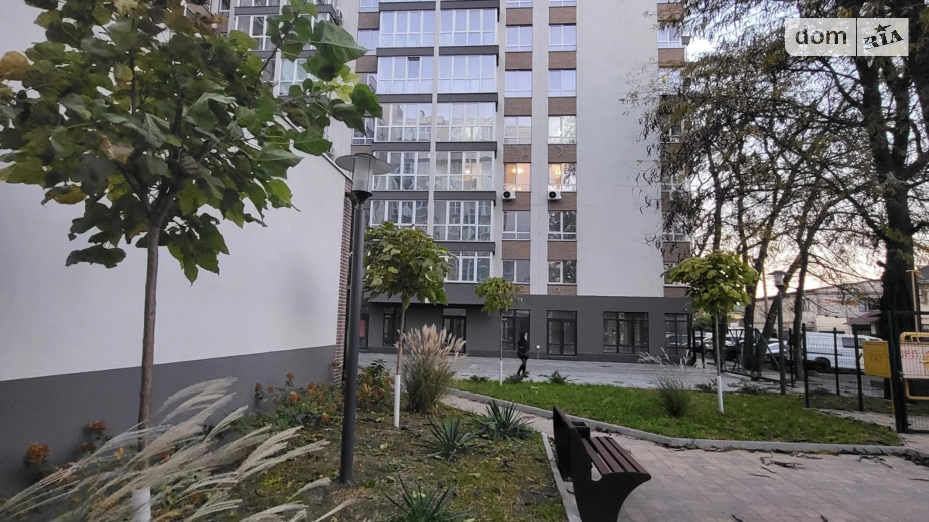 Продается 2-комнатная квартира 67.9 кв. м в Одессе, ул. Профсоюзная, 9А - фото 2